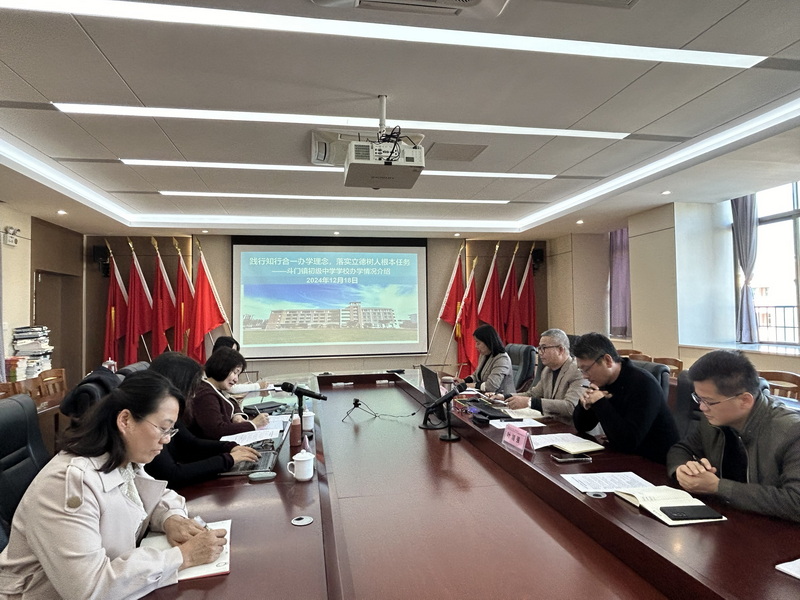 林水泳校長介紹學校辦學情況_調整大小.jpg